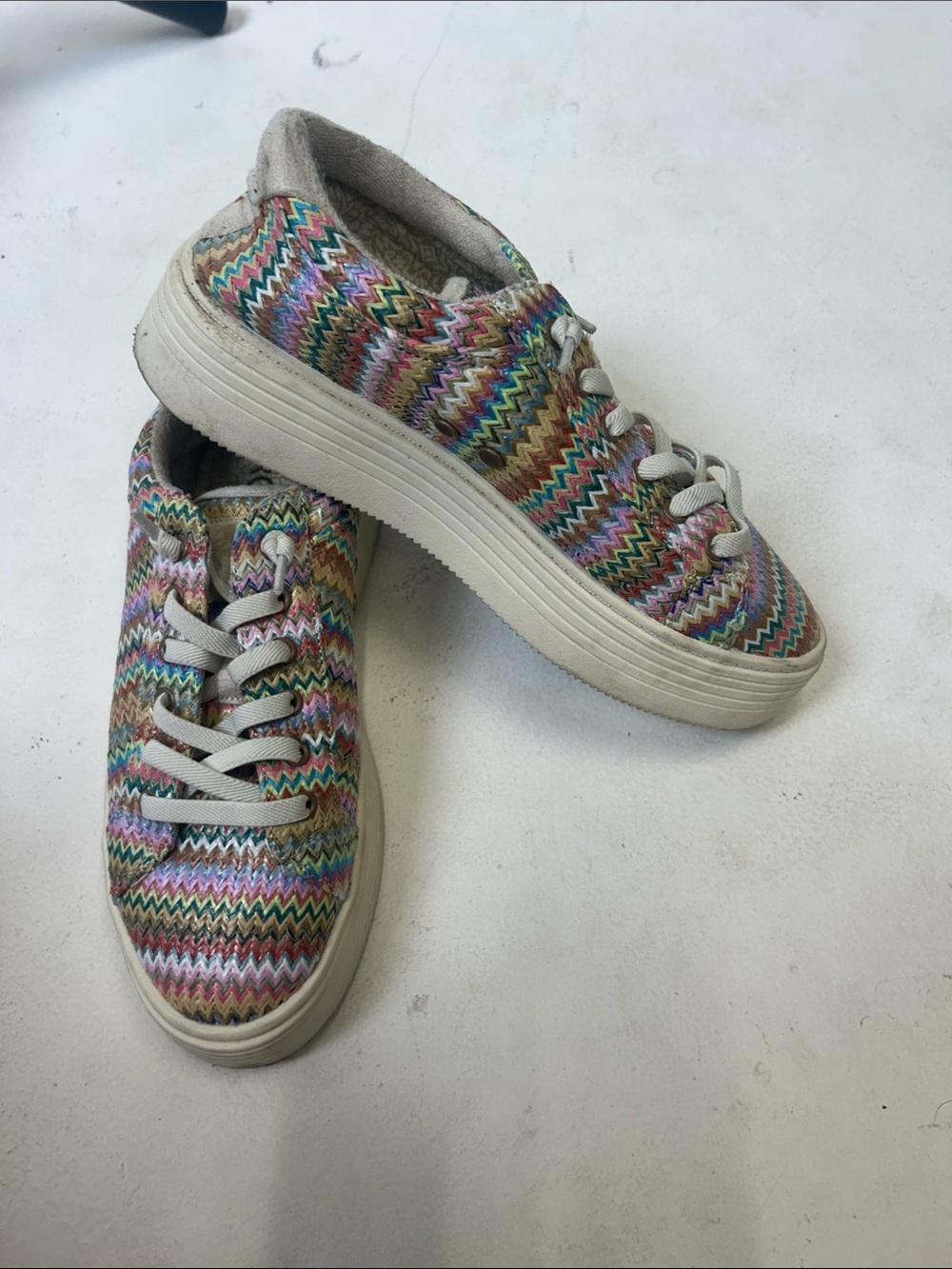 Roxy Multicolor Zigzag Knit Platform Sneakers